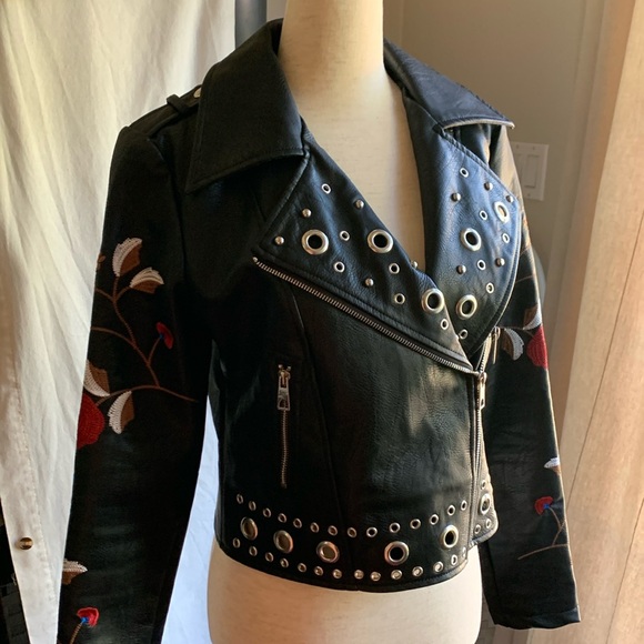 Romeo & Juliet faux leather jacket - Picture 1 of 6